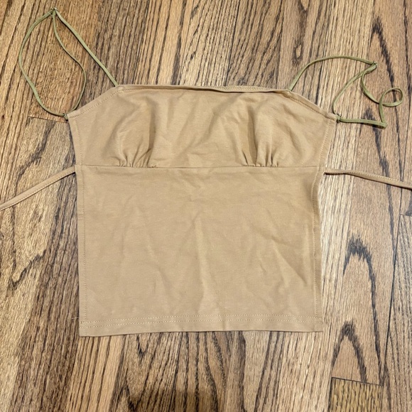 Edikted backless top XS tan color - Picture 1 of 2